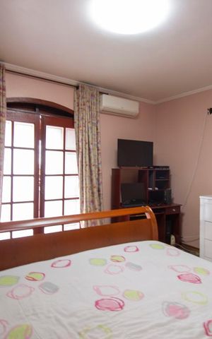 Casa à venda com 180m², 3 quartos e 2 vagasQuarto 3 - Suíte