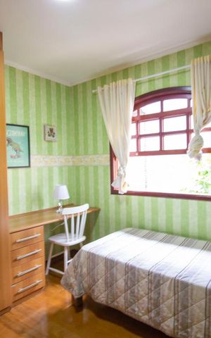 Casa à venda com 180m², 3 quartos e 2 vagasQuarto 2