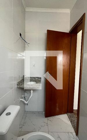 Casa de condomínio à venda com 58m², 2 quartos e 1 vagaBanheiro da Suíte