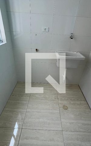 Casa de condomínio à venda com 58m², 2 quartos e 1 vagaCozinha e Área de Serviço