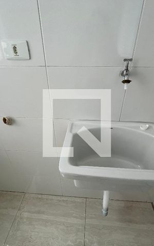 Casa de condomínio à venda com 58m², 2 quartos e 1 vagaCozinha e Área de Serviço