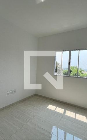 Casa de condomínio à venda com 58m², 2 quartos e 1 vagaSala