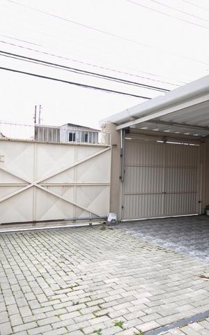 Casa à venda com 550m², 2 quartos e 50 vagasGaragem