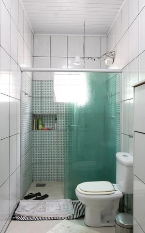 Casa à venda com 550m², 2 quartos e 50 vagasBanheiro da Suíte