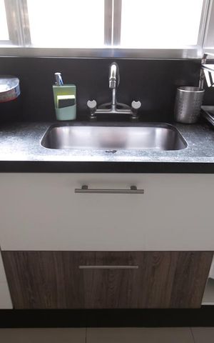 Casa à venda com 550m², 2 quartos e 50 vagasPia