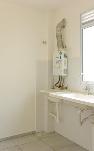 Apartamento à venda com 40m², 2 quartos e sem vaga Apartamento à venda com 40m², 2 quartos e sem vagaCozinha e Área de Serviço