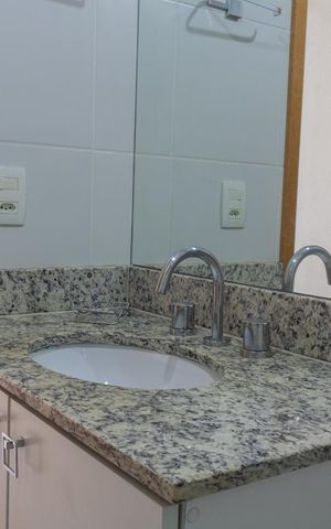 Apartamento à venda com 76m², 3 quartos e 1 vagaBanheiro do Corredor