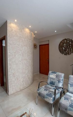 Apartamento à venda com 173m², 4 quartos e 2 vagasSala