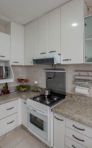 Apartamento à venda com 173m², 4 quartos e 2 vagasCozinha