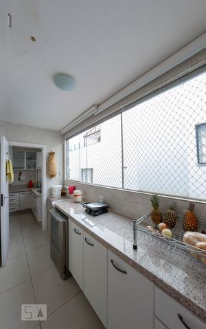 Apartamento à venda com 173m², 4 quartos e 2 vagasÁrea de Serviço