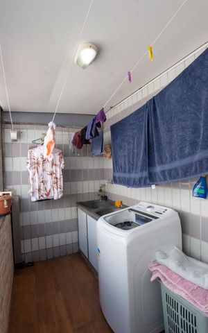 Apartamento à venda com 173m², 4 quartos e 2 vagasLavanderia