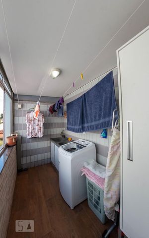 Apartamento à venda com 173m², 4 quartos e 2 vagasLavanderia