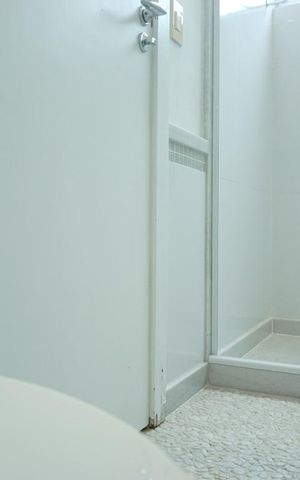 Casa à venda com 424m², 5 quartos e 4 vagasBanheiro da Suíte 2