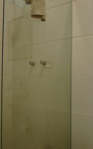 Casa à venda com 424m², 5 quartos e 4 vagasBanheiro de Serviço