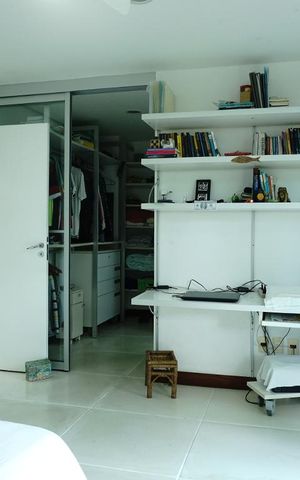 Casa à venda com 424m², 5 quartos e 4 vagasSuíte 4