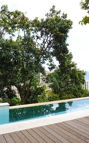 Casa à venda com 424m², 5 quartos e 4 vagasÁrea Externa - Piscina