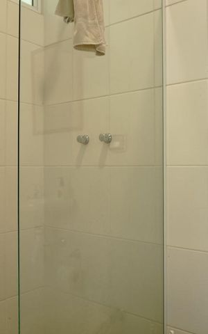 Casa à venda com 424m², 5 quartos e 4 vagasBanheiro de Serviço