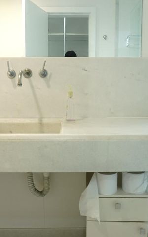 Casa à venda com 424m², 5 quartos e 4 vagasBanheiro da Suíte 3