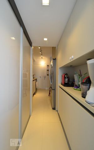 Apartamento à venda com 108m², 3 quartos e 2 vagasÁrea de Serviço