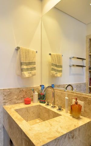 Apartamento à venda com 108m², 3 quartos e 2 vagasBanheiro da Suíte 3