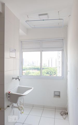 Apartamento à venda com 33m², 1 quarto e sem vaga Apartamento à venda com 33m², 1 quarto e sem vagaÁrea de Serviço