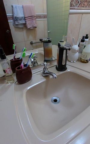 Casa à venda com 250m², 3 quartos e 2 vagas Casa à venda com 250m², 3 quartos e 2 vagasBanheiro da Suite 1