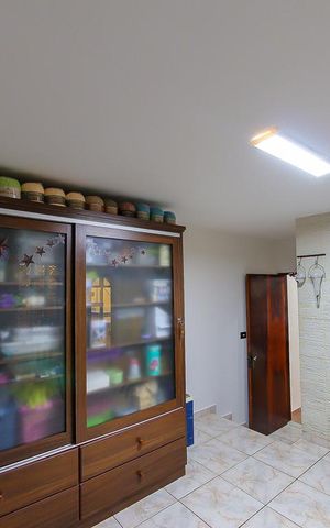 Casa à venda com 250m², 3 quartos e 2 vagas Casa à venda com 250m², 3 quartos e 2 vagasSuite 3