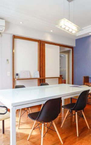 Apartamento à venda com 100m², 3 quartos e 2 vagasSala