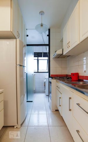 Apartamento à venda com 100m², 3 quartos e 2 vagasCozinha