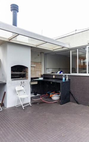 Apartamento à venda com 200m², 2 quartos e 3 vagasVaranda Gourmet