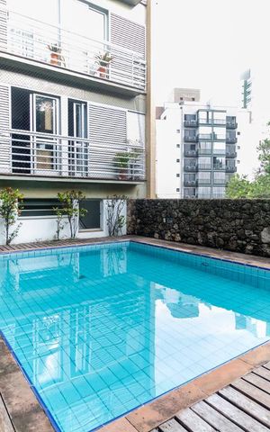 Apartamento à venda com 200m², 2 quartos e 3 vagasÁrea comum - Piscina