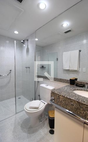 Studio à venda com 32m², 1 quarto e 1 vagaBanheiro