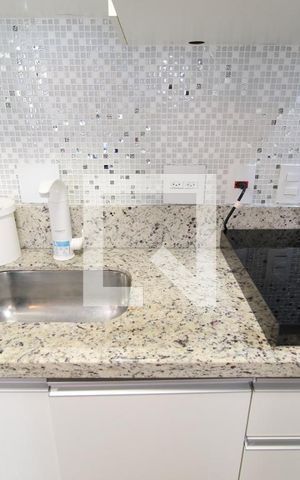 Studio à venda com 32m², 1 quarto e 1 vagaCozinha