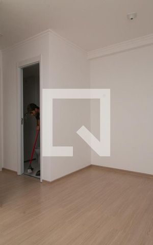 Apartamento para alugar com 38m², 2 quartos e sem vaga Apartamento para alugar com 38m², 2 quartos e sem vagaSala