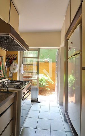 Casa à venda com 171m², 3 quartos e 2 vagasCozinha