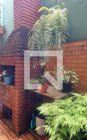 Casa à venda com 171m², 3 quartos e 2 vagasQuintal