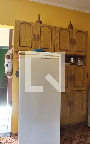 Casa à venda com 171m², 3 quartos e 2 vagasÁrea de Serviço