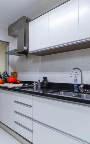 Apartamento à venda com 180m², 3 quartos e 3 vagasCozinha