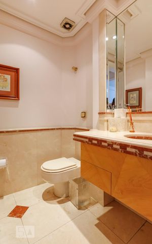 Apartamento à venda com 180m², 3 quartos e 3 vagasLavabo
