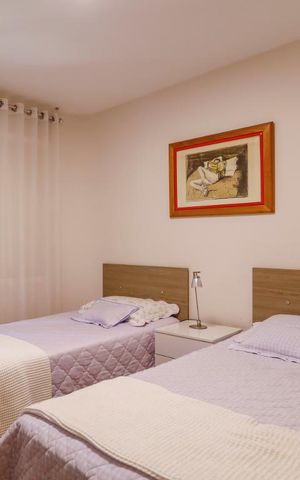 Apartamento à venda com 180m², 3 quartos e 3 vagasQuarto 2