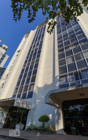 Apartamento à venda com 180m², 3 quartos e 3 vagasFachada