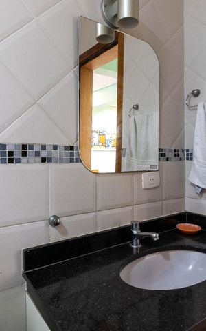 Casa para alugar com 175m², 2 quartos e 1 vaga Casa para alugar com 175m², 2 quartos e 1 vagaBanheiro 1