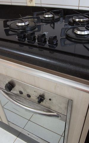 Apartamento para alugar com 49m², 2 quartos e 1 vagaCozinha - forno e cooktop