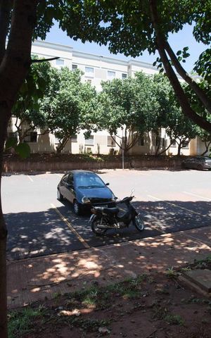 Apartamento para alugar com 49m², 2 quartos e 1 vagaVista da janela da sala