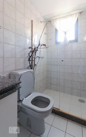Apartamento à venda com 92m², 3 quartos e 1 vaga Apartamento à venda com 92m², 3 quartos e 1 vagaBanheiro da Suíte
