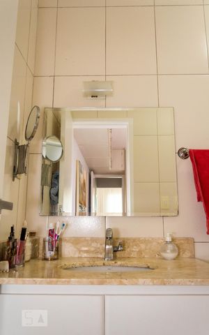 Casa à venda com 122m², 2 quartos e 3 vagas Casa à venda com 122m², 2 quartos e 3 vagasSuíte do Quarto 2