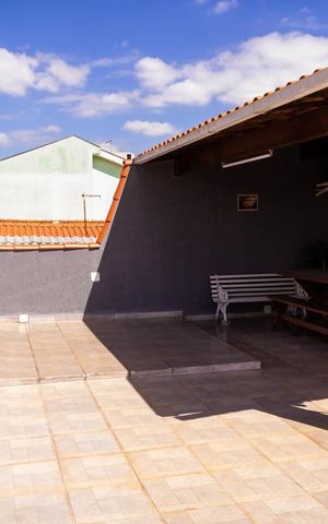 Casa à venda com 122m², 2 quartos e 3 vagas Casa à venda com 122m², 2 quartos e 3 vagasVaranda gourmet