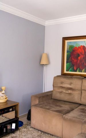 Casa à venda com 122m², 2 quartos e 3 vagas Casa à venda com 122m², 2 quartos e 3 vagasSala