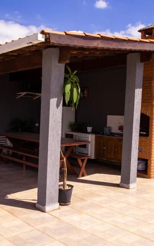 Casa à venda com 122m², 2 quartos e 3 vagas Casa à venda com 122m², 2 quartos e 3 vagasVaranda gourmet