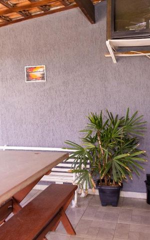 Casa à venda com 122m², 2 quartos e 3 vagas Casa à venda com 122m², 2 quartos e 3 vagasVaranda gourmet